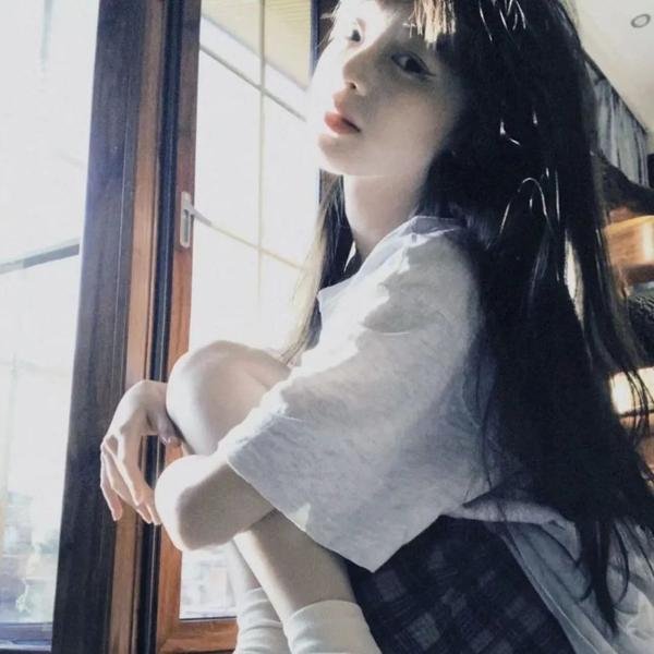 致敬白衣天使公益云演唱会